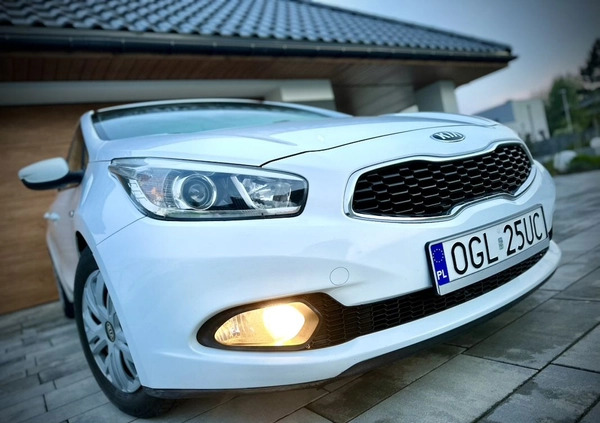 Kia Ceed cena 24900 przebieg: 248000, rok produkcji 2012 z Racibórz małe 379